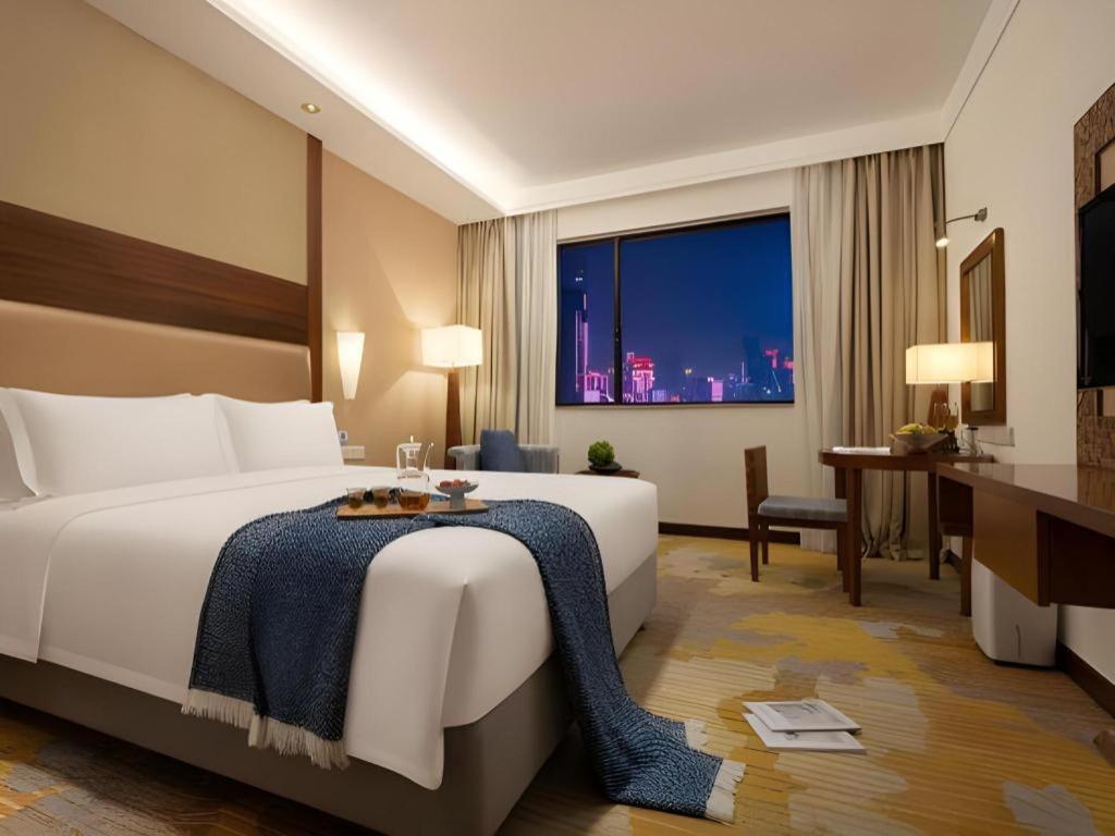 האיקו Baohua Harbour View Hotel מראה חיצוני תמונה