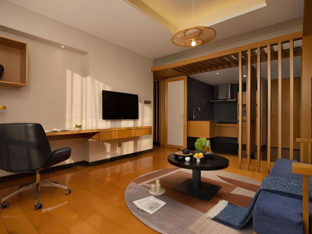 האיקו Baohua Harbour View Hotel מראה חיצוני תמונה