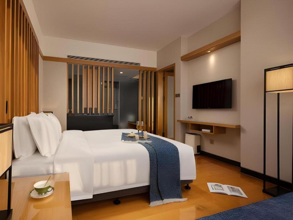 האיקו Baohua Harbour View Hotel מראה חיצוני תמונה